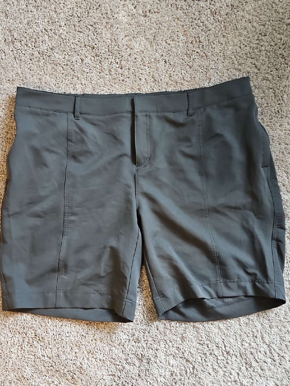 32 Degrees Women's Athleisure Golf Shorts - Charcoal Grey